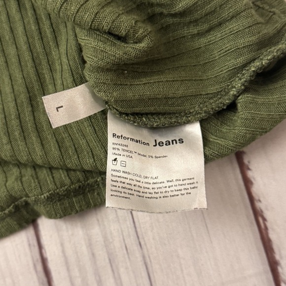 Reformation Jeans Ribbed Cardigan Women's Size L‎ Green Button Front Cropped Top - Picture 5 of 6